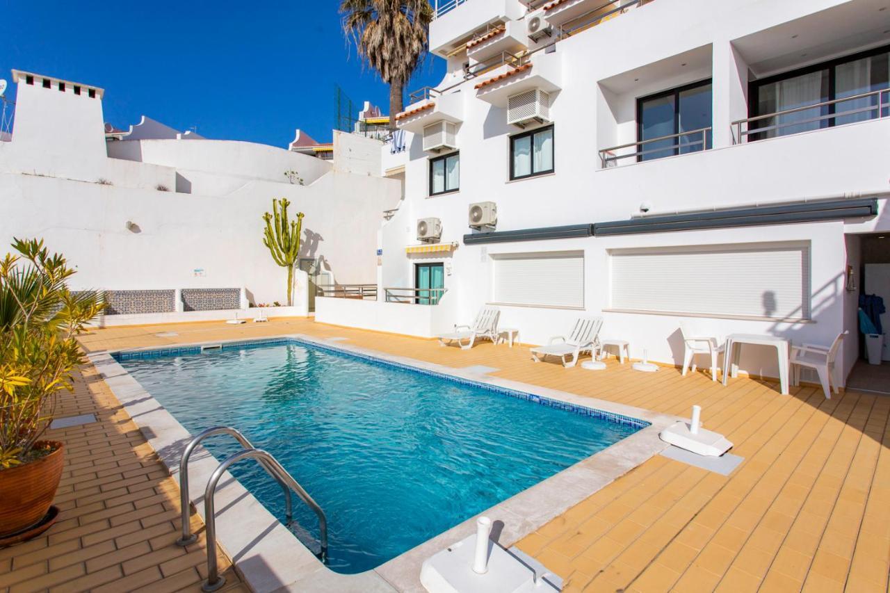 Old Town Beach Apartments Албуфейра Екстер'єр фото