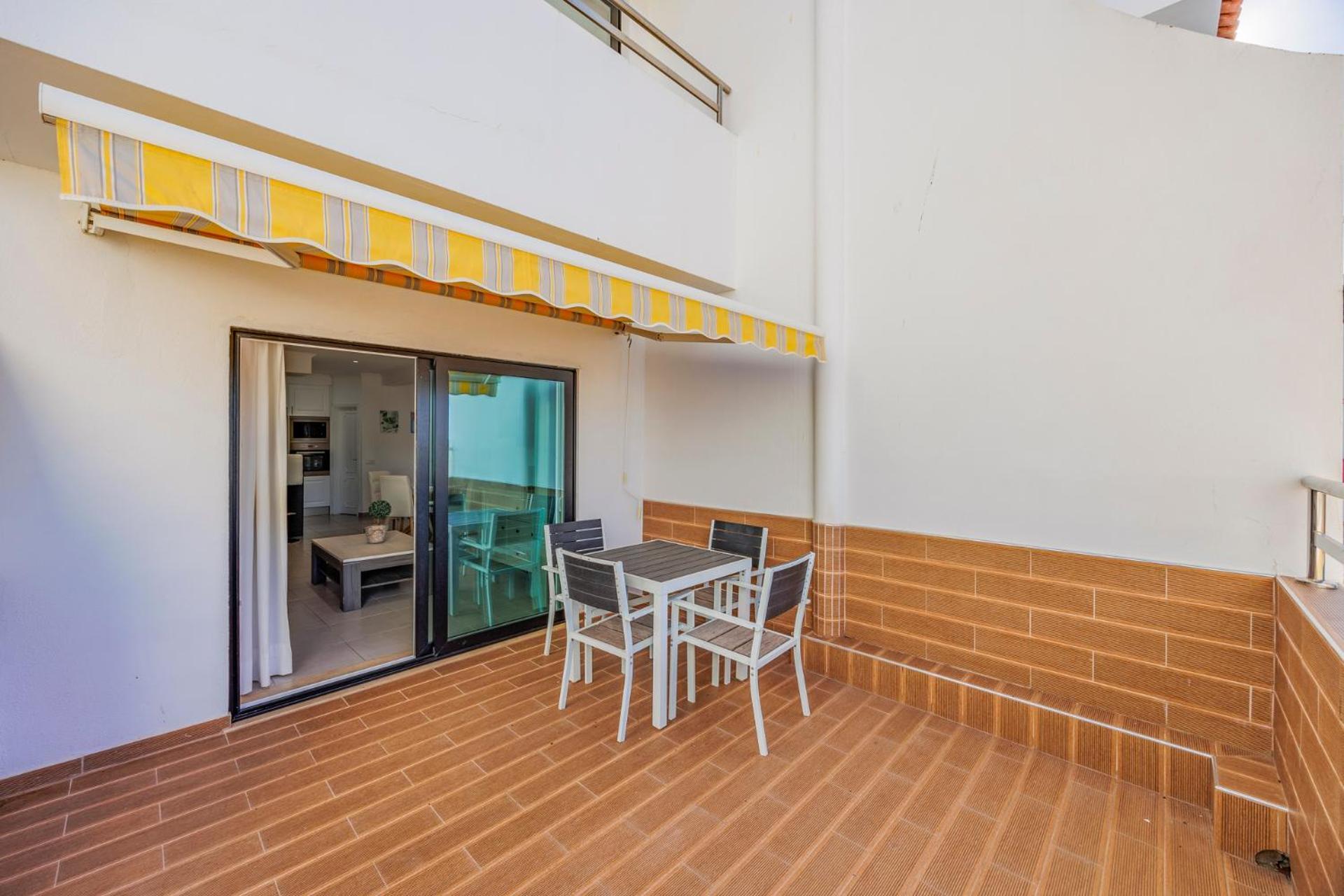 Old Town Beach Apartments Албуфейра Номер фото